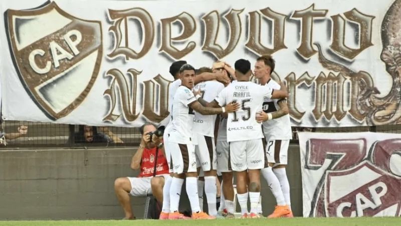 Platense venció a Instituto y lo dejó sin DT