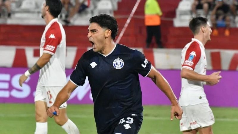 “La Lepra” desinfló al “Globito”