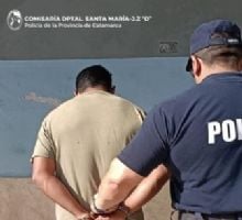 Policía de franco redujo a un ladrón en un negocio