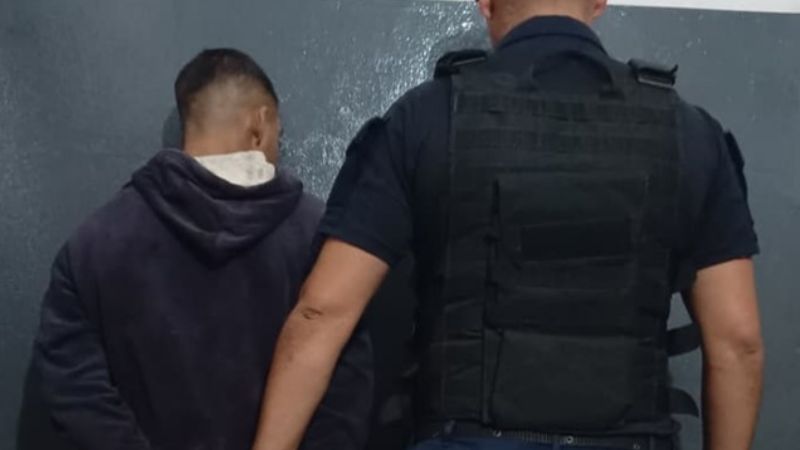 Intentó escapar con electrodomésticos y terminó aprehendido