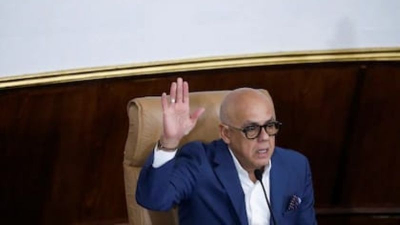 Jorge Rodríguez es reelecto en el Parlamento mientras Delcy asume la presidencia interina