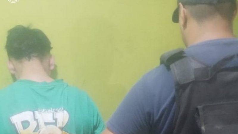 Secuestran una moto y cachas de motocicleta