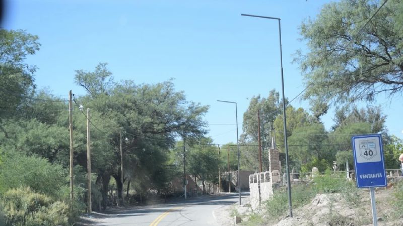 Avanza la instalación de nuevas luminarias en Fuerte de Corral Quemado