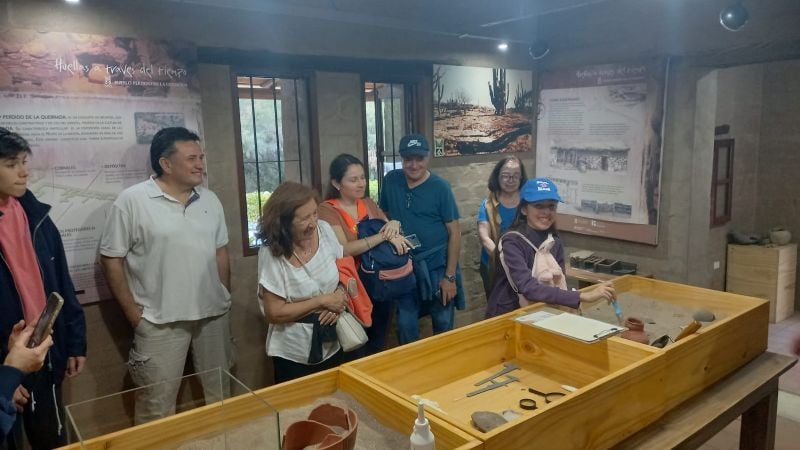 Taller de cerámica, sabores nativos y trekking en Pueblo Perdido