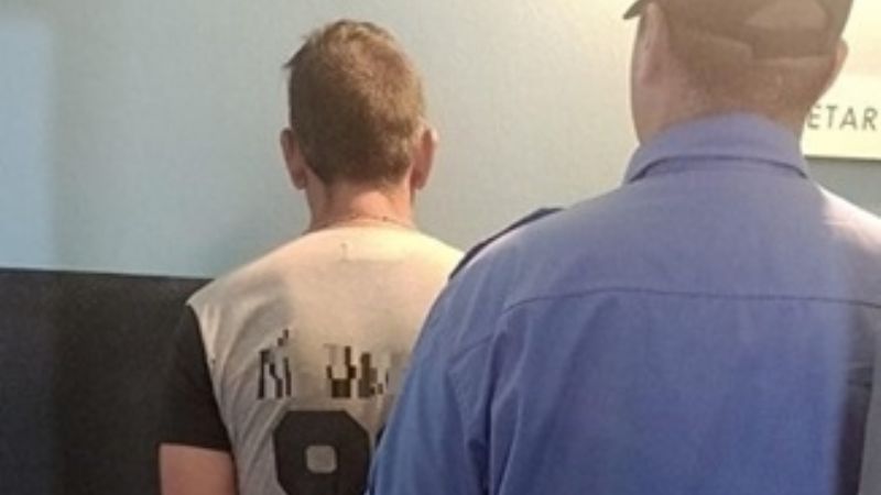 Agredió a su hijo y terminó tras las rejas