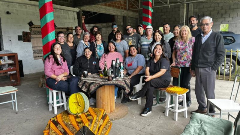 Jóvenes de Balcosna impulsan la primera Peña del Zapallo Chayero