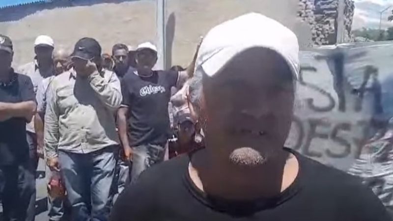 Protesta de trabajadores de la empresa CAMINO frente a Casa de Gobierno
