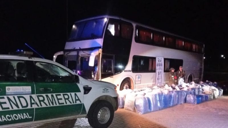Gendarmería incautó más de mil kilos de hojas de coca
