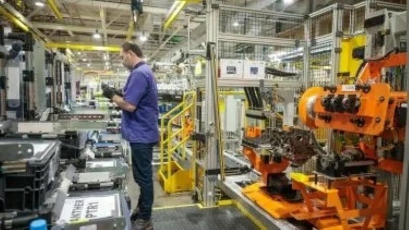 Industria en crisis: el uso de la capacidad instalada se hundió al 53,8% en diciembre