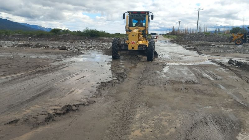 Por lluvias y crecida de ríos, precaución por rutas nacionales 38, 40 y 64