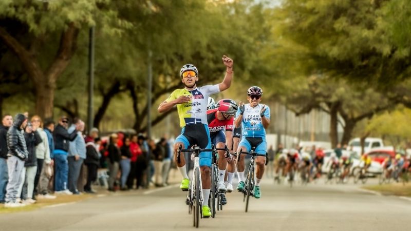 Sebastián Coronel correrá en Uruguay