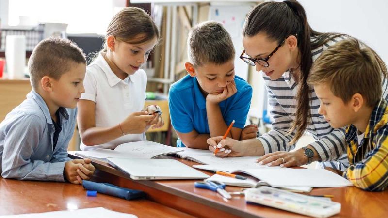 “Aprendo con Vos”: Retoman las clases de apoyo escolar gratuito en toda la Capital