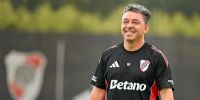 River se entrenó en Ezeiza y viajó a San Luis para enfrentar este martes a Ciudad de Bolívar. 