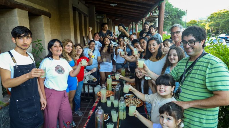 Aloja de algarroba: un elixir con raíces ancestrales