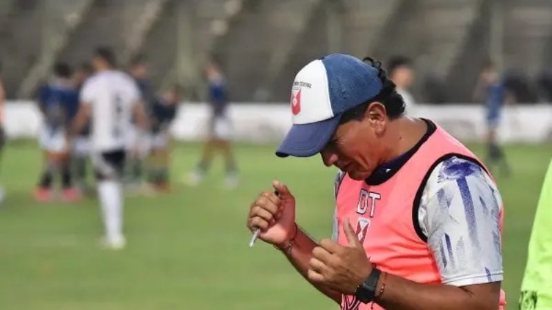 Arrieta vino como DT y debe volver como peregrino
