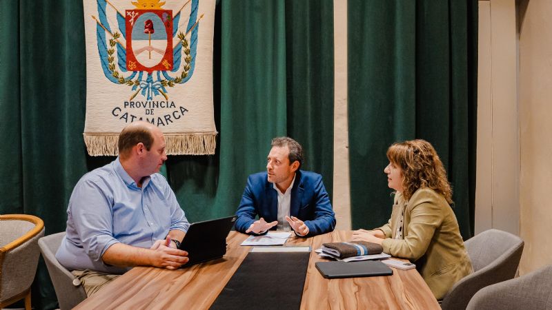 El Gobierno abre la discusión salarial y cita a gremios para el 25 de febrero