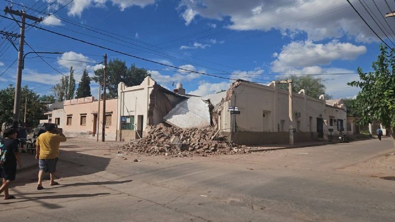 Pudo haber sido una tragedia: se derrumbó una casa