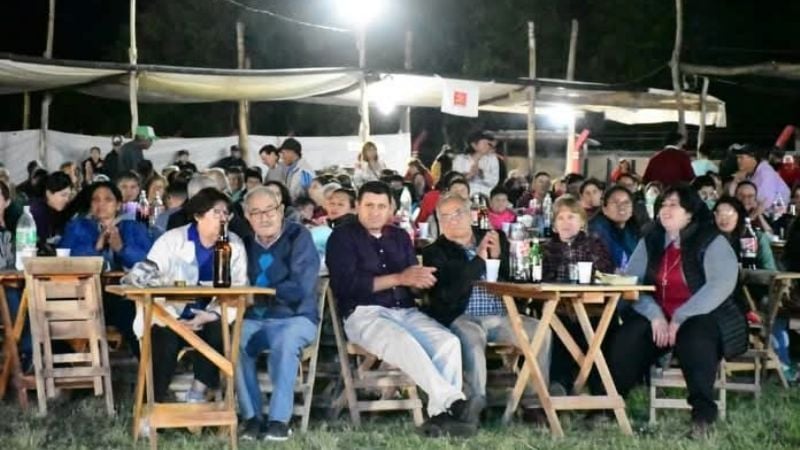 Famatanca celebró el Festival de la Humita con tradición, música y encuentro popular