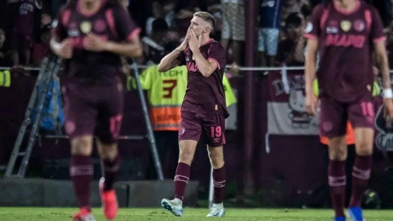 Lanús pegó primero por la Recopa