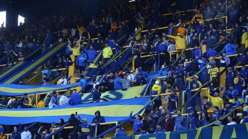 Boca volvió a salir silbado de “La Bombonera”