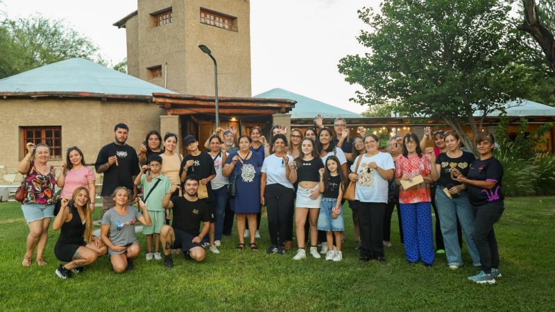 Trabajar el cuero: la búsqueda de un hobby que puede transformarse en un oficio
