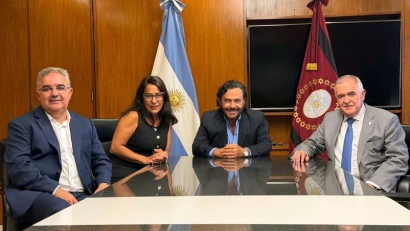 La CGT acusó de “entreguistas” a los gobernadores por la reforma laboral