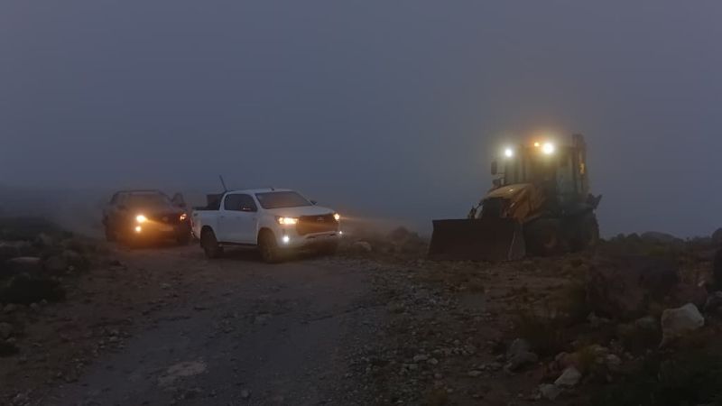 Rescatan a turista brasileño varado en el límite del Campo de Piedra Pómez