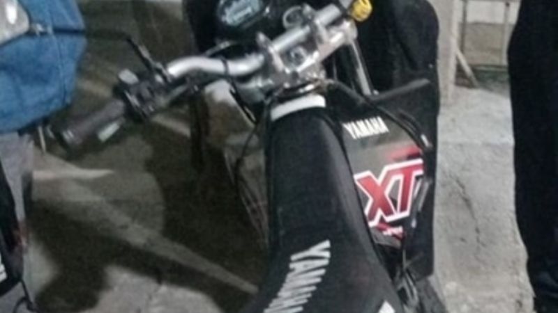 Le controlaron la moto en Las Rejas, y tenía pedido de secuestro