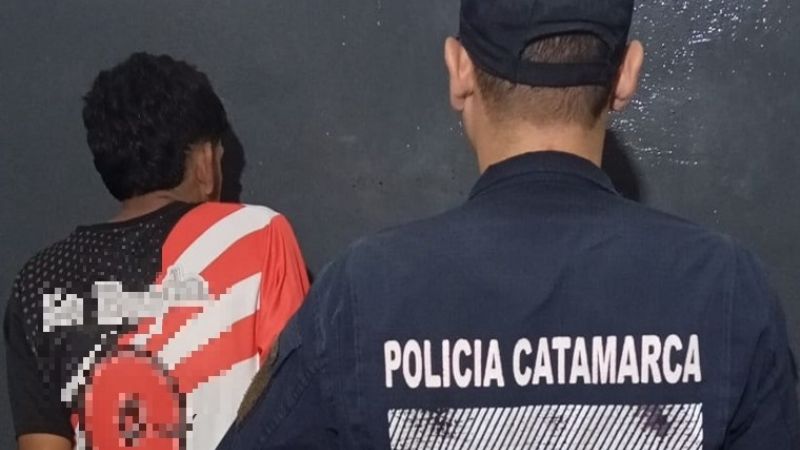 Detuvieron a un joven de 21 años tras robar zapatillas en pleno centro