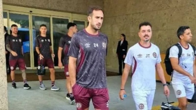 Lanús en Brasil por la vuelta en la Recopa