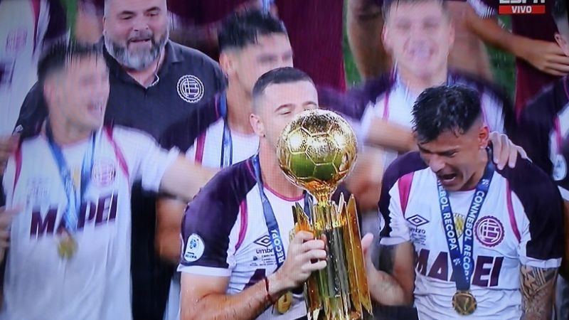 ¡Maracanazo histórico!, Lanús “recopado”