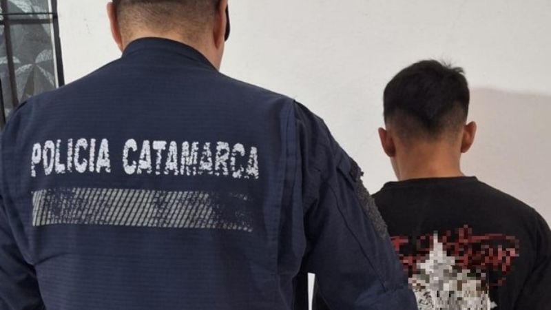 Arrestaron a un joven por robo y secuestraron un celular en Icaño