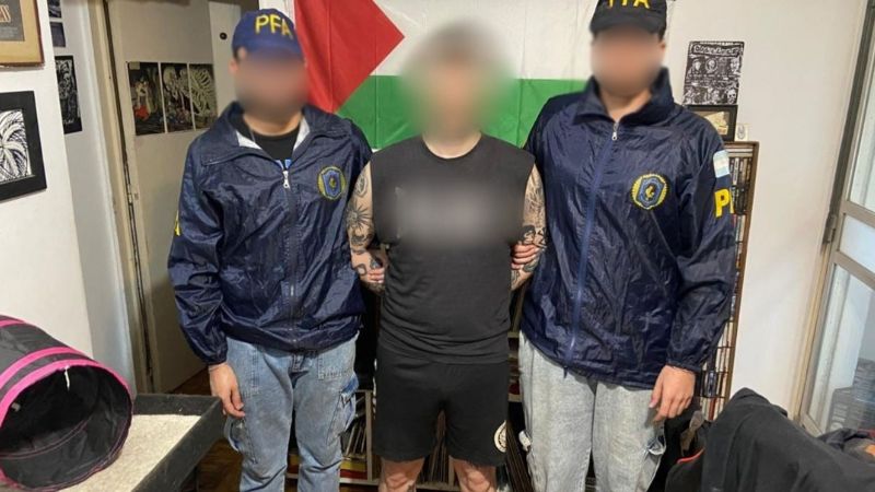 Cayó un hombre acusado de planear ataques contra funcionarios