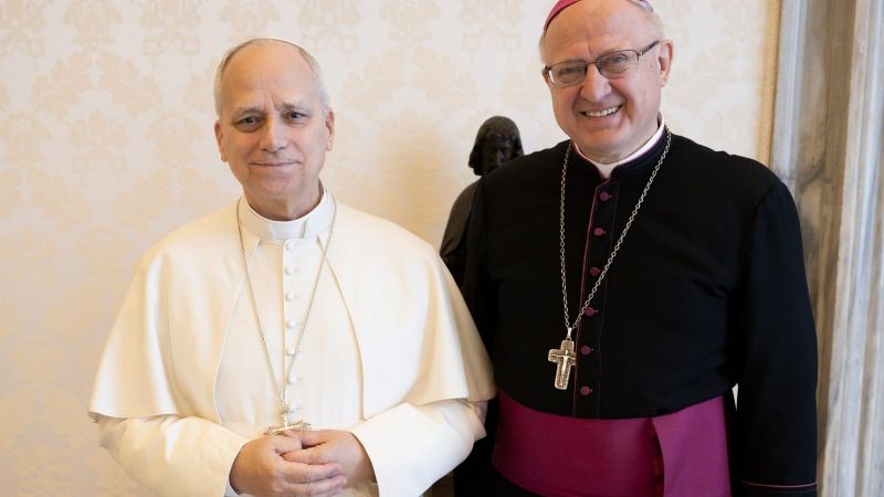 Urbanc le entregó al Papa León una reliquia del Beato Mamerto Esquiú