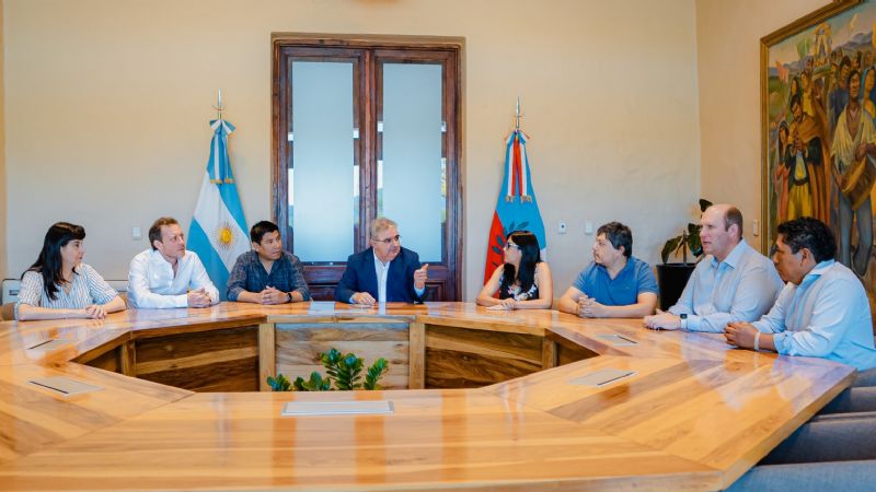 Provincia y municipio coordinan obras con recursos de la minería para Fiambalá