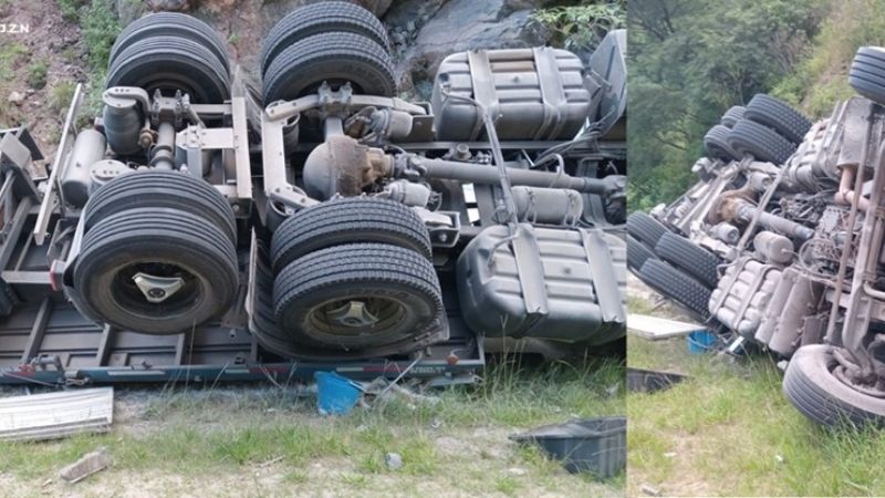 Volcó otro camión en la Cuesta del Totoral