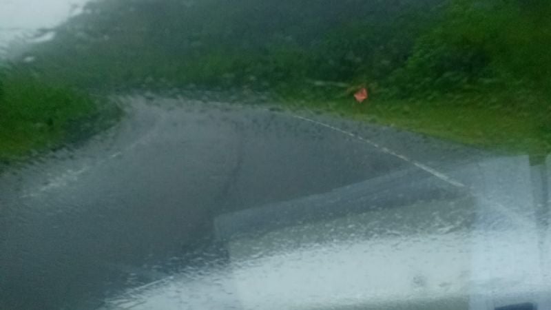 Por lluvia y visibilidad reducida, transitar con precaución por la Cuesta del Totoral