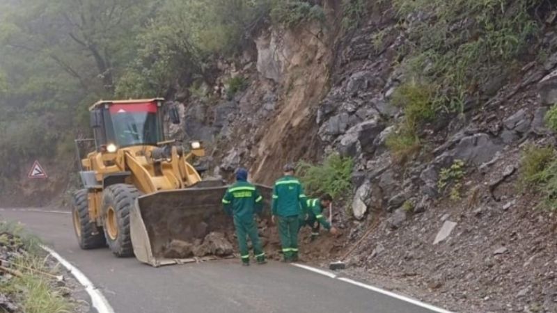 Cuesta El Portezuelo, transitar con suma precaución