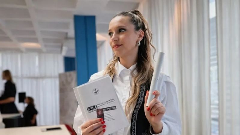 Liberan a la abogada argentina acusada de racismo, pero no podrá volver al país