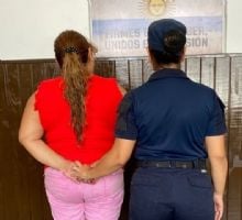 Una mujer fue detenida por pegarle a su padre