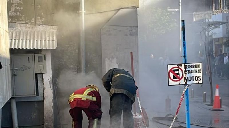El microcentro sin luz por incendio en una subestación