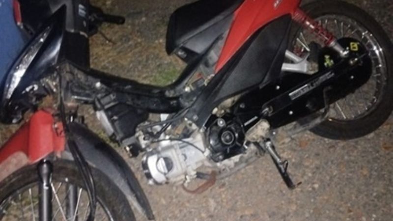 Detienen a un adolescente de 17 años con una moto robada
