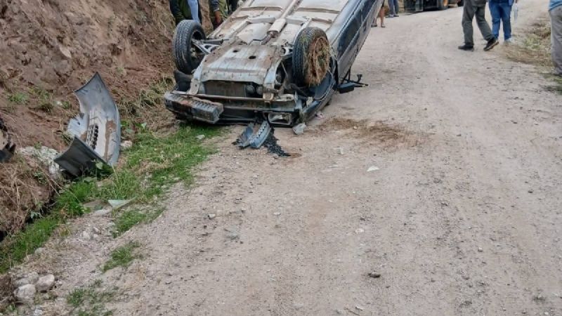 Cuatro heridos tras un vuelco en la ruta provincial 144, en Belén