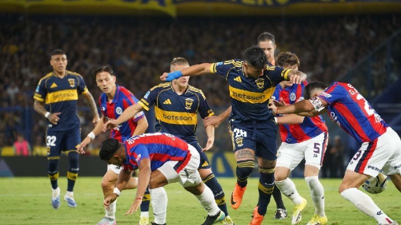 Boca empató con San Lorenzo, pero igual lo silbaron
