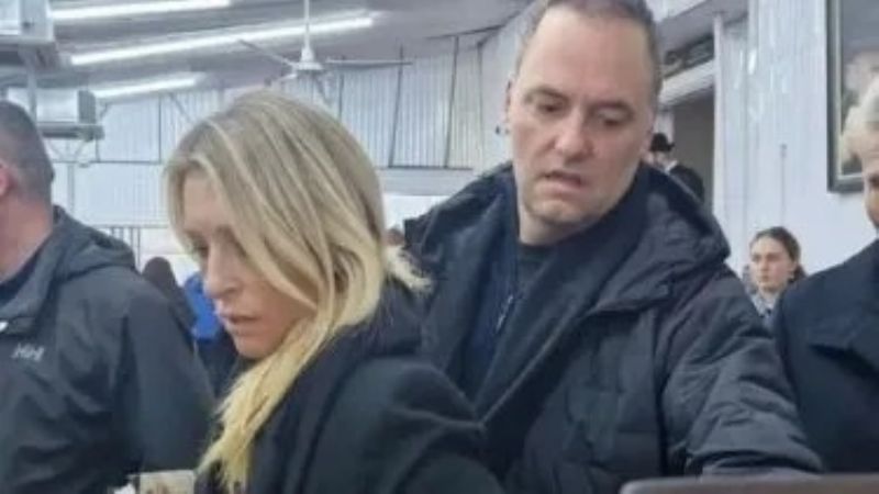 Denuncian a Manuel Adorni por presunto enriquecimiento ilícito