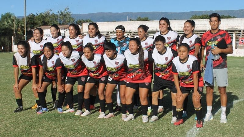 San Luis y Cultural a las “semis” del Femenino