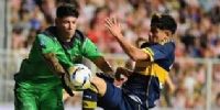 EL ARQUERO MANSILLA le tapó pelotas clave a los delanteros de Boca; evitando más goles 