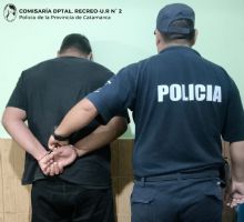 En un partido de fútbol, quiso agredir al árbitro