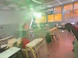 Expulsarán a los alumnos que utilizaron bengalas dentro de una escuela
