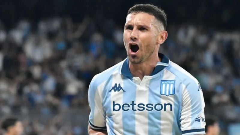 Doblete de “Maravilla” y victoria de Racing
